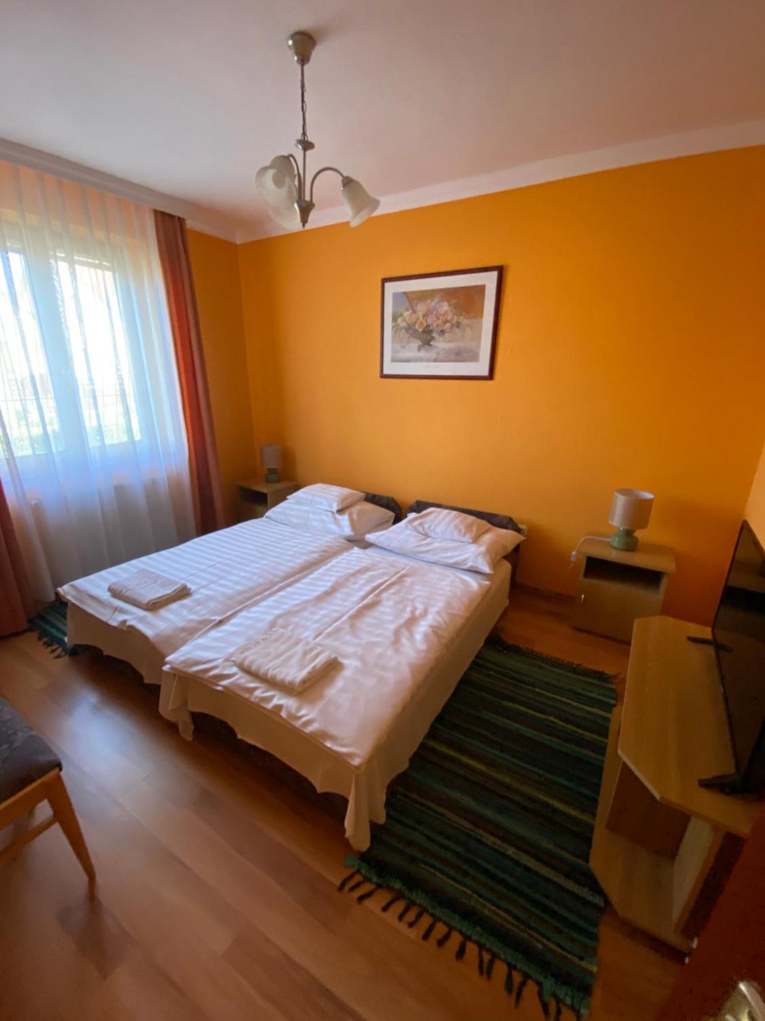 Apartman Dora Hajdúszoboszló Esterno foto